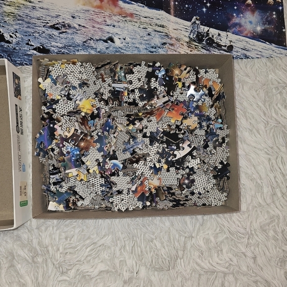 SPACE‎ astronaut planets jugsaw puzzle 1000 piece - Picture 6 of 7